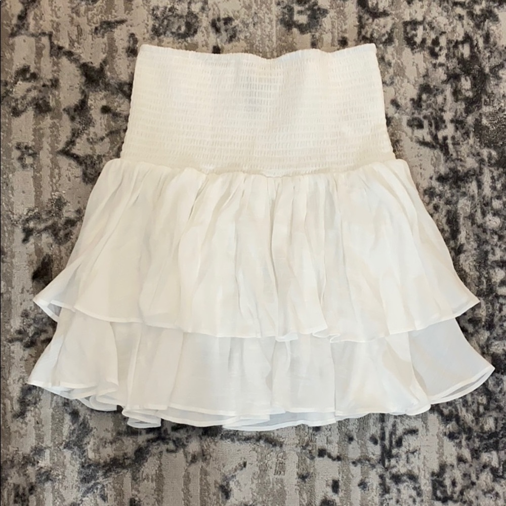 White mini skirt NEVER WORN